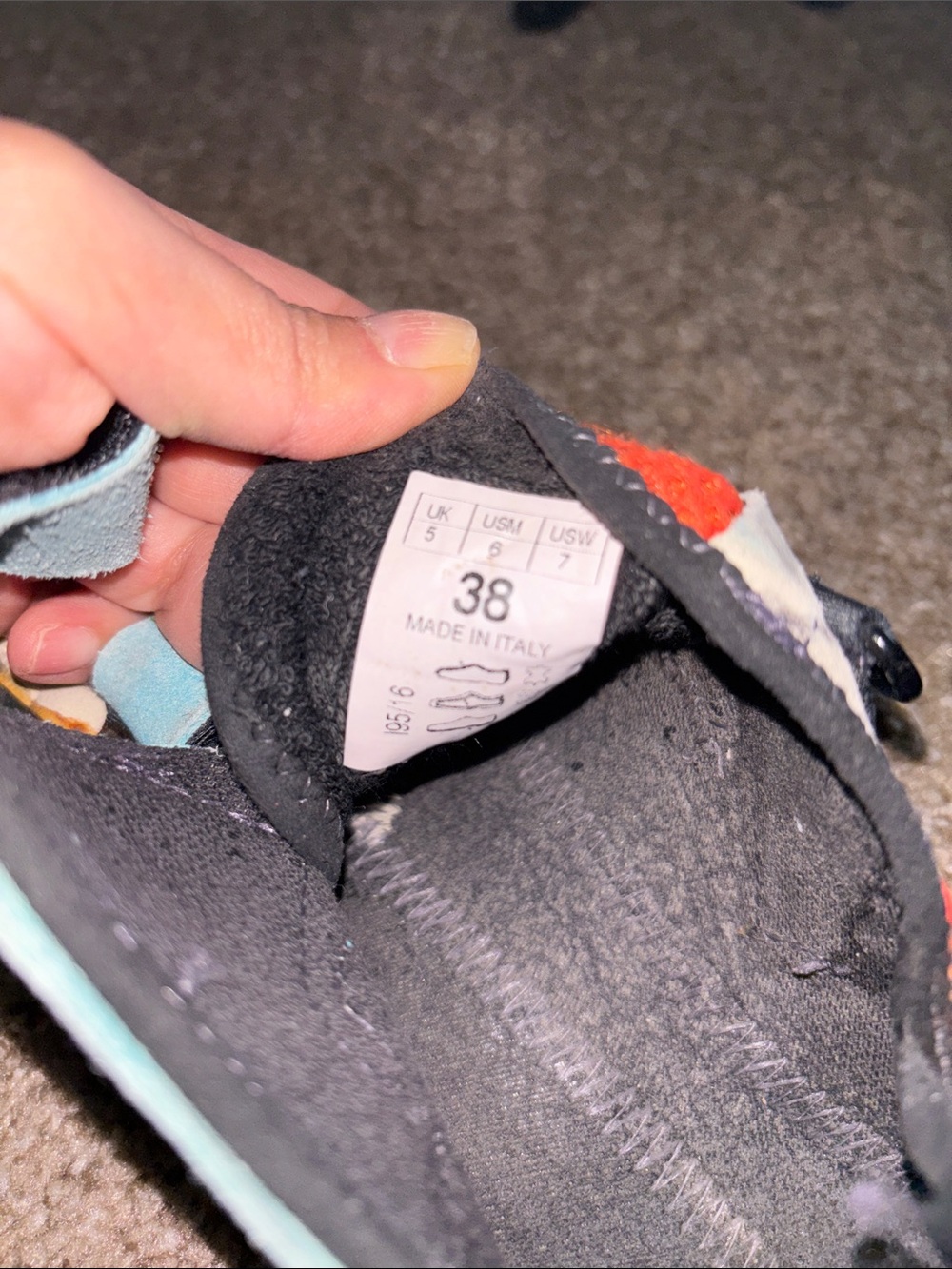 La Sportiva otaki size W US 7 but be aware these feel more like a 6